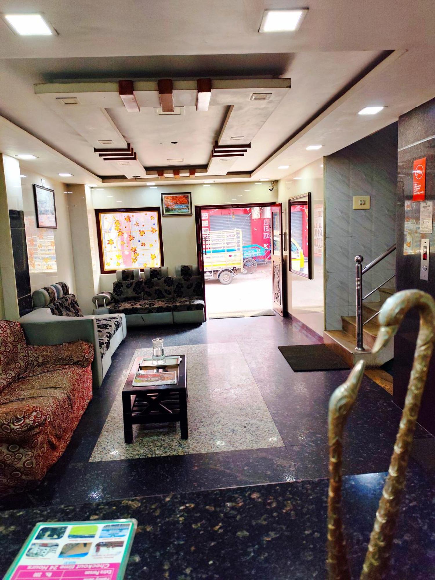 Nb Palace Guest house *